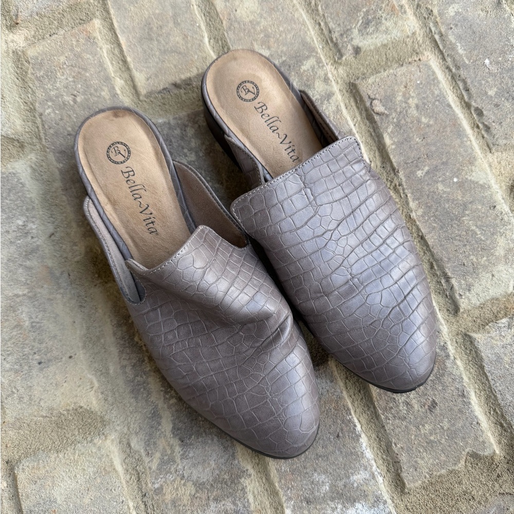 Bella Vita Women's Crocodile-Embossed Mules - Brown